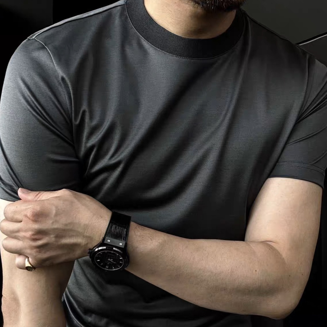 Ice Silk Soft Breathable Round Neck Short Sleeve T-shirt