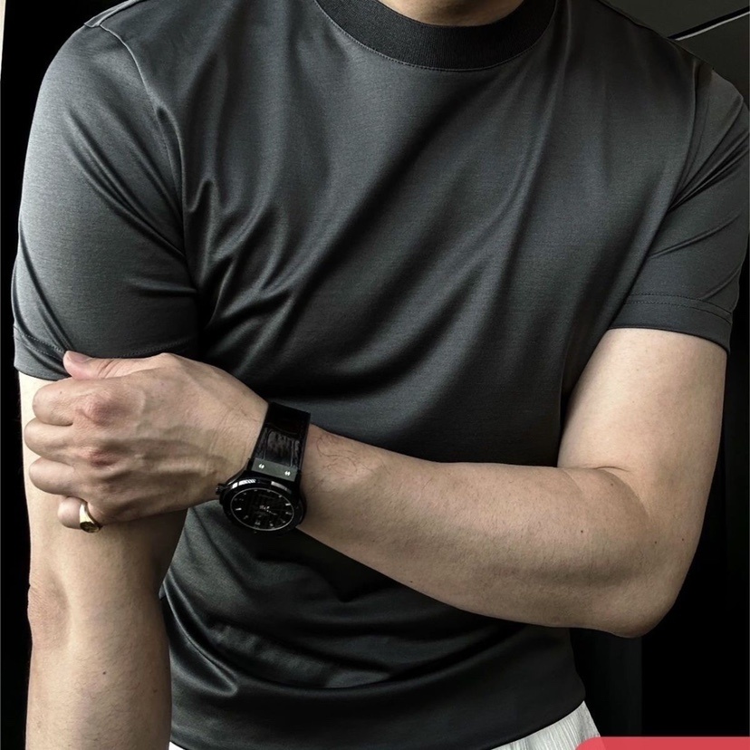 Ice Silk Soft Breathable Round Neck Short Sleeve T-shirt - Image 7