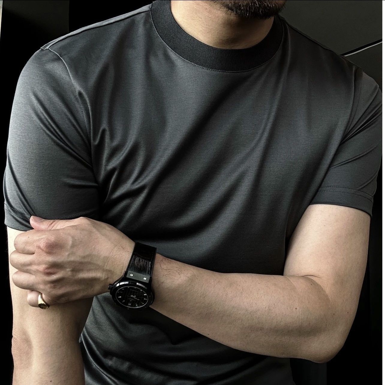 Ice Silk Soft Breathable Round Neck Short Sleeve T-shirt - Image 10