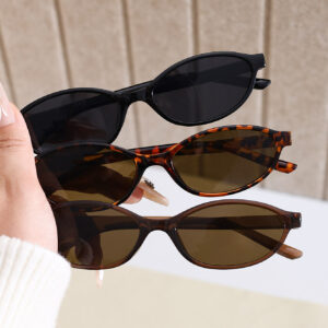 Women's Oval Sunglasses With Small