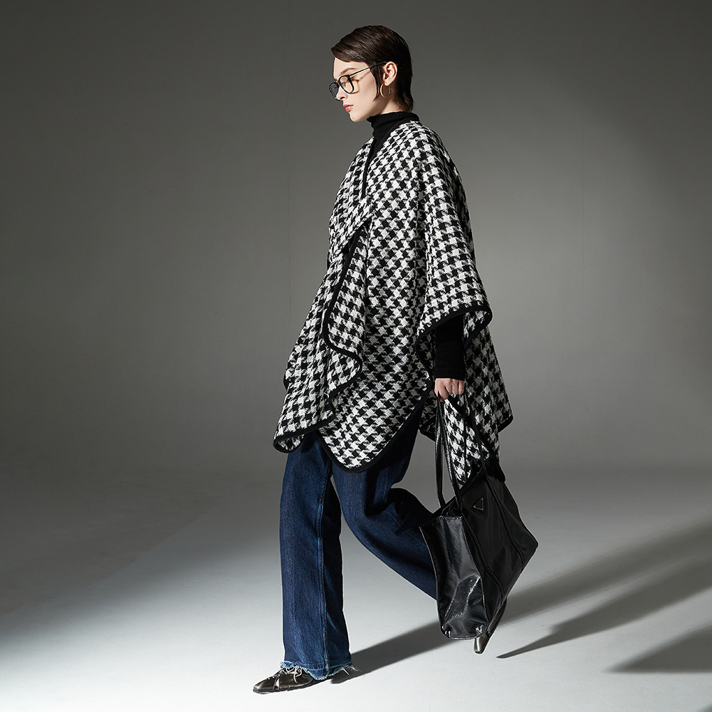 New Hasp Gold Silk Houndstooth Shawl - Image 3