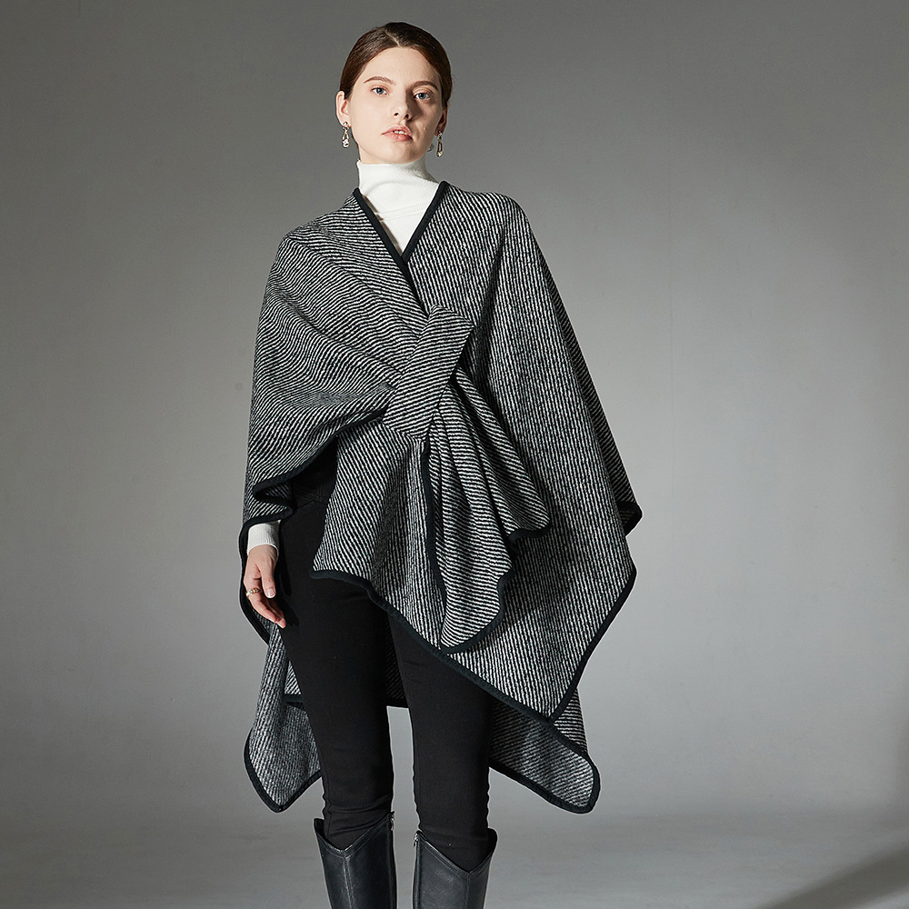 New Women's Black Buckle Striped Shawl