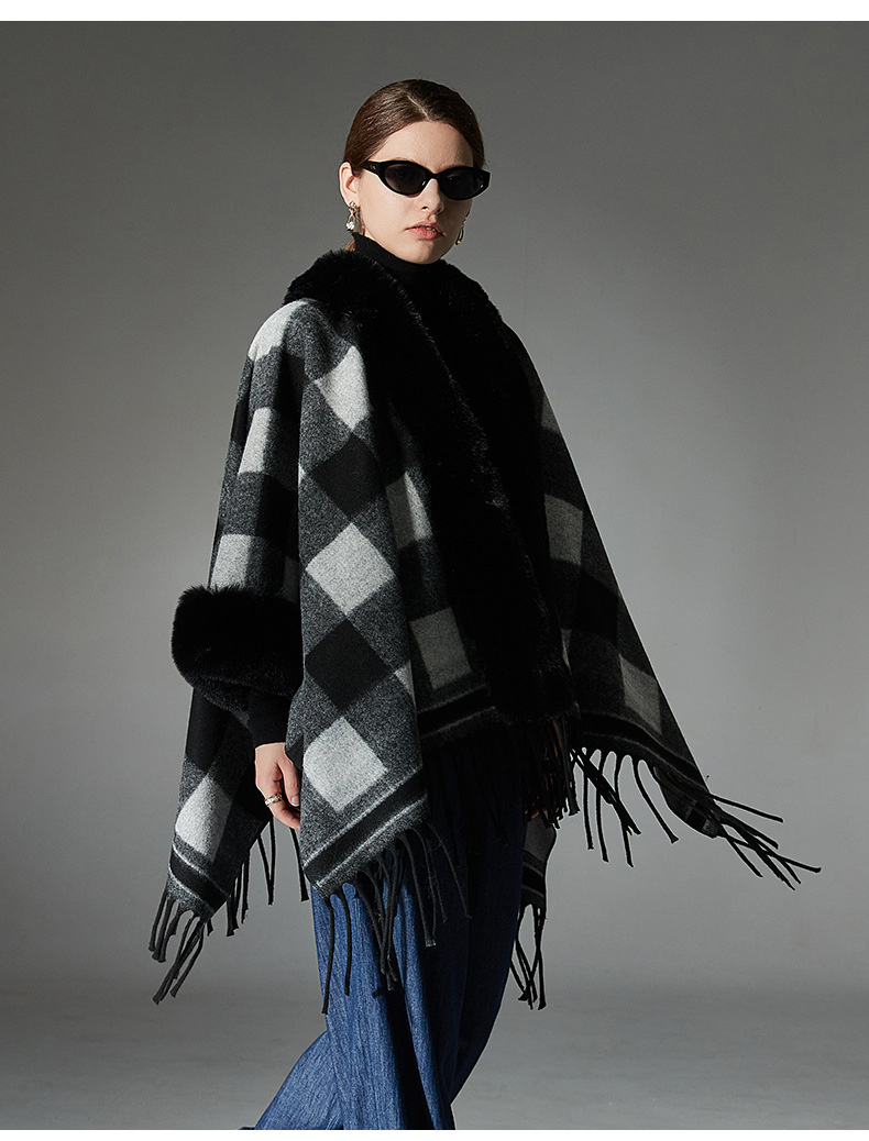 European And American Autumn And Winter New Fur Collar Black And White Plaid Tassel Shawl - Image 6