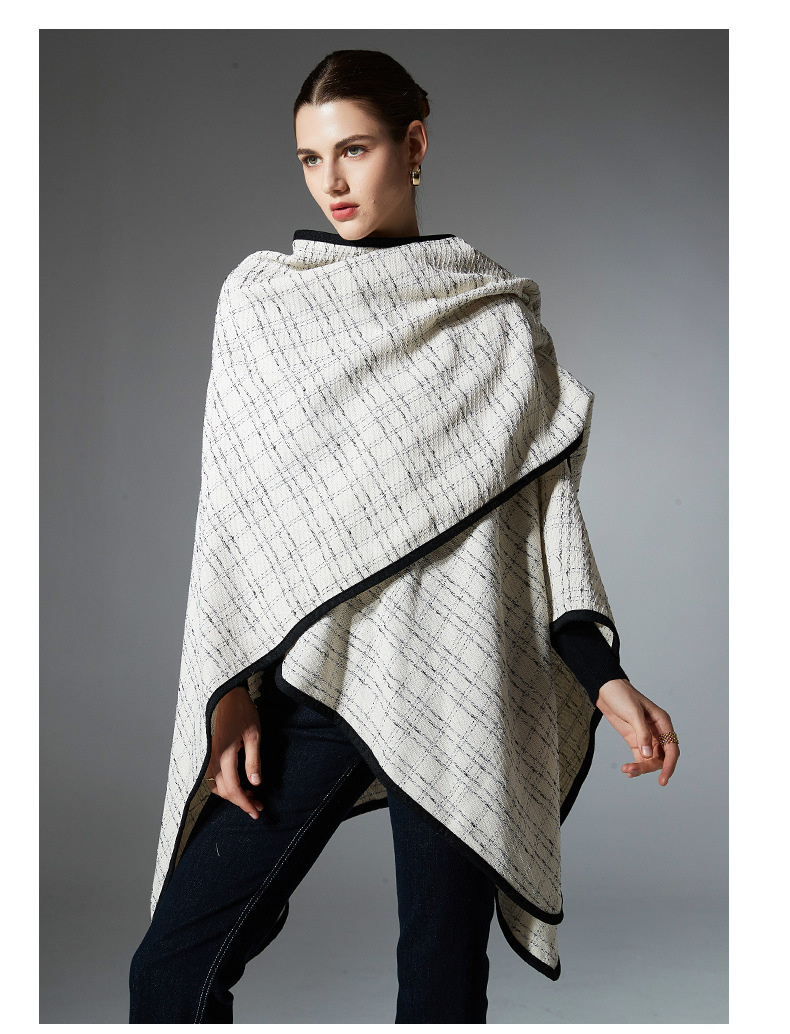 Autumn And Winter Pairs Of Beige Buckle Shawl - Image 5