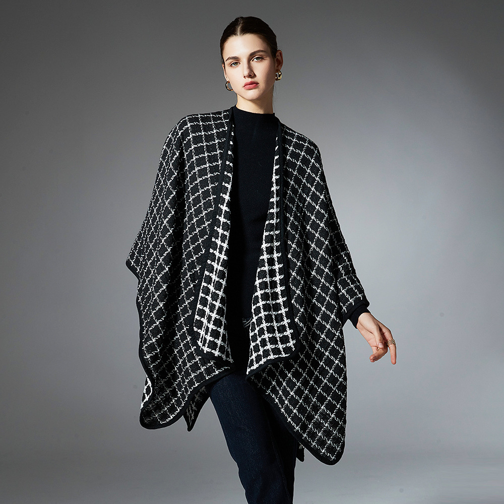 Black And White Buckle Loop Plaid Cross Shawl - Image 2
