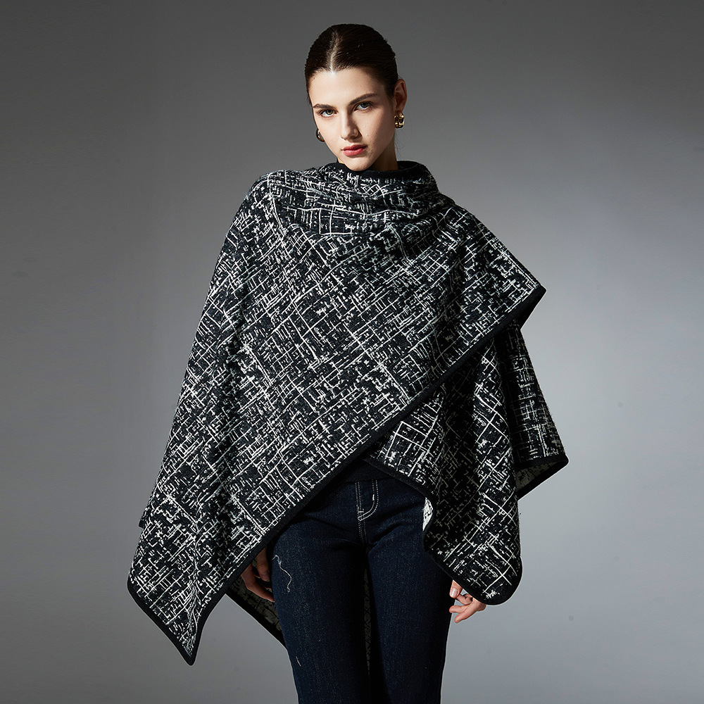 High-grade Plush Jacquard Buckle Shawl - Image 2