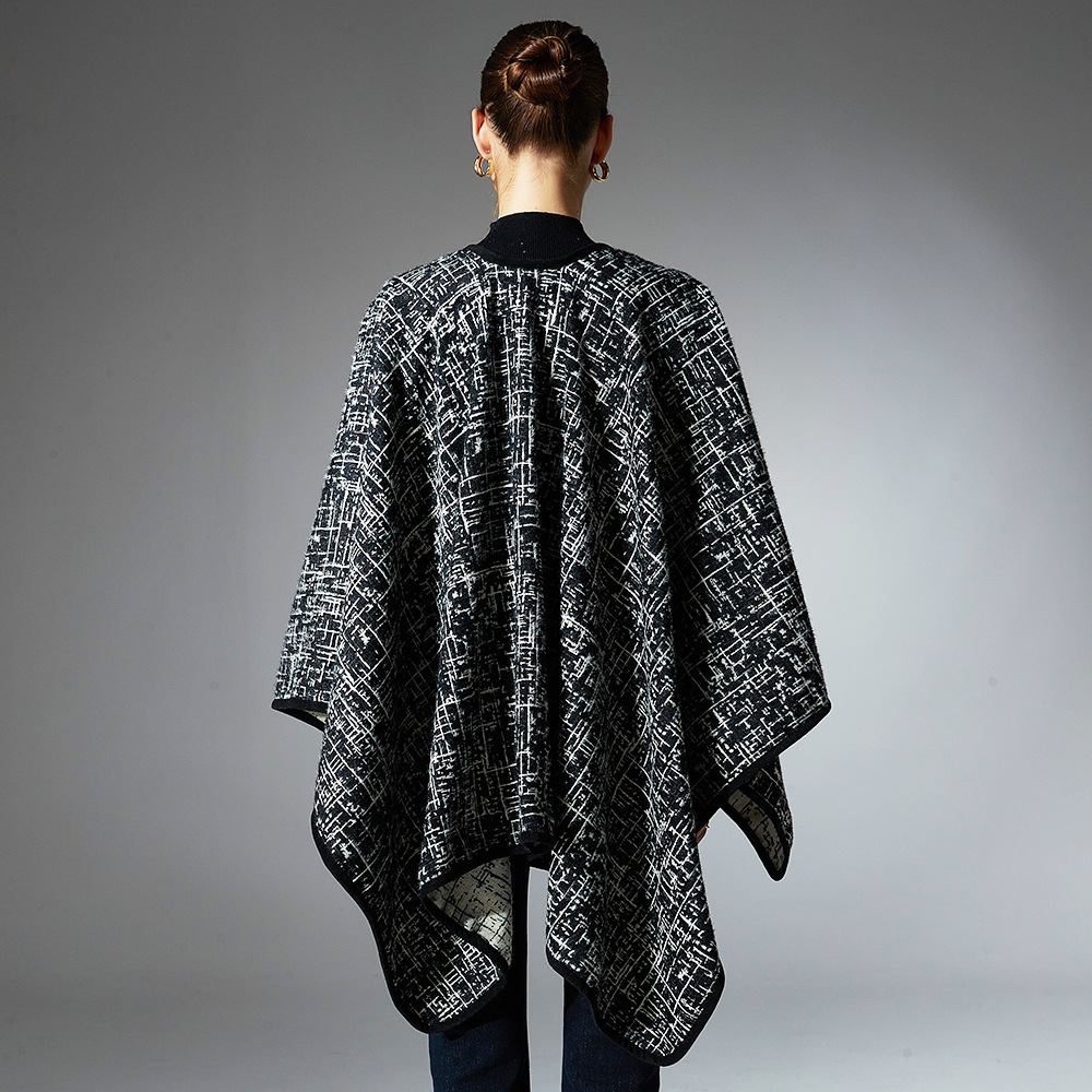 High-grade Plush Jacquard Buckle Shawl - Image 3