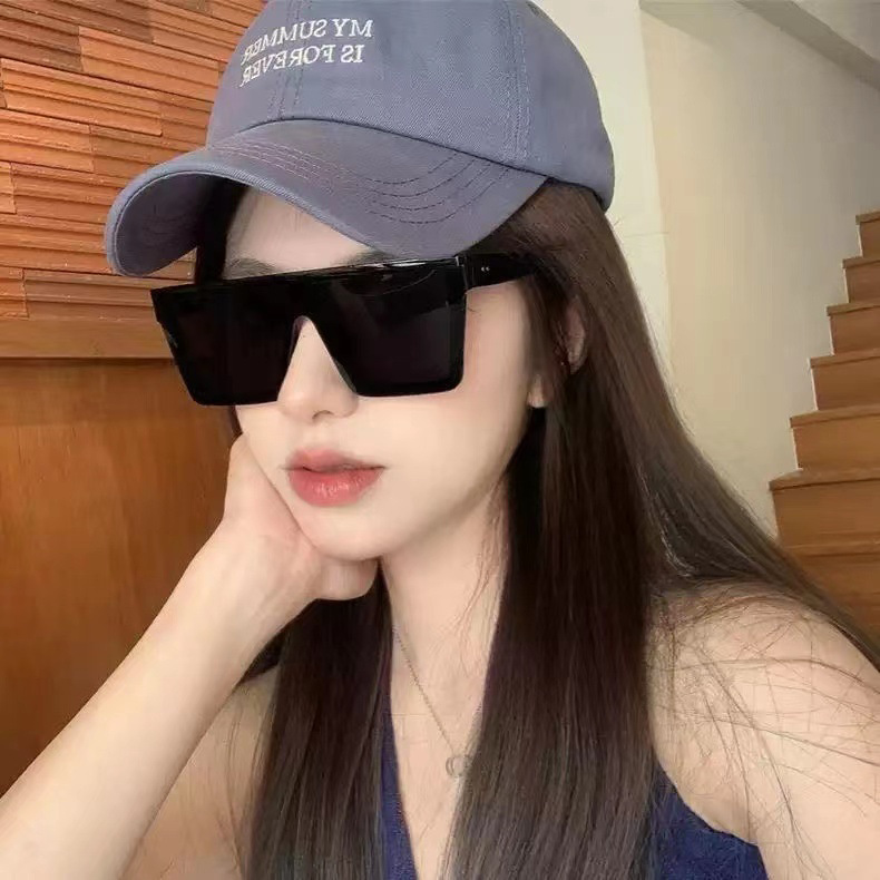 Fashion One-piece Large Rim Sunglasses European And American - Image 4