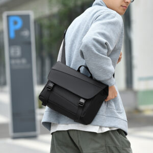 Men's Shoulder Bag Business Travel Messenger Bag Large Capacity