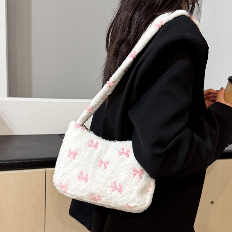 Shoulder Bag Contrast Color Fur Bag Autumn And Winter Plush Casual Handbag - Image 4