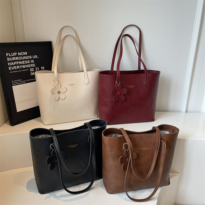 Underarm Bag Textured Tote Bag Simple Women's Bag - Image 4