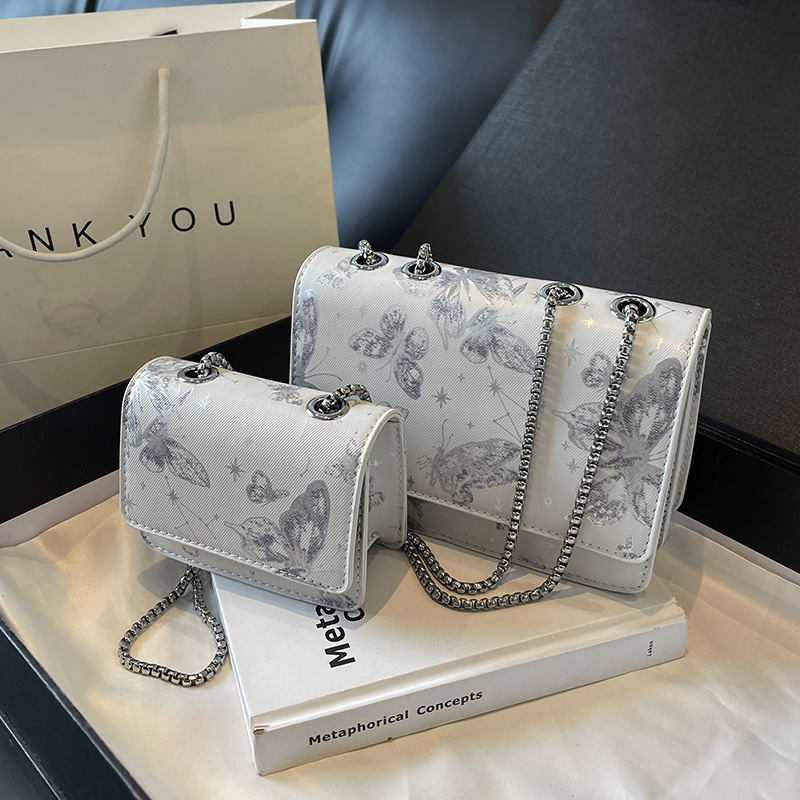 New Versatile Chain Crossbody Bag - Image 4