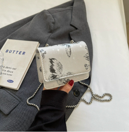 New Versatile Chain Crossbody Bag - Image 7