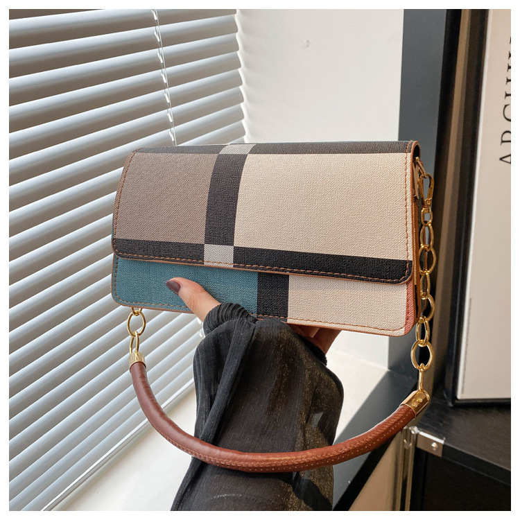 One-shoulder Portable Underarm Flow Color Contrast Patchwork Small Square Bag - Image 10