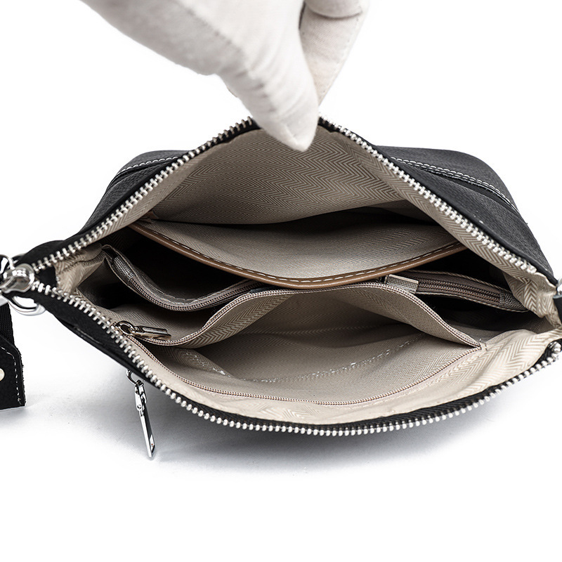 Fashionable And Versatile Simple Daily Commuter Crossbody Bag - Image 4