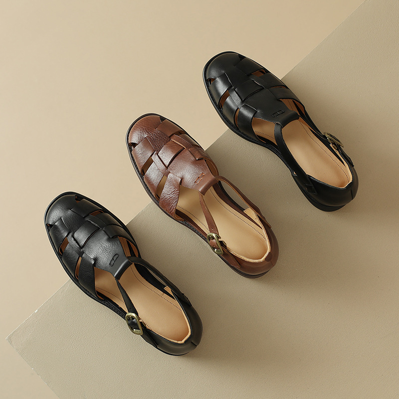 Round Toe Low Heel Leather French Retro Roman Sandals Flat Women's - Image 4