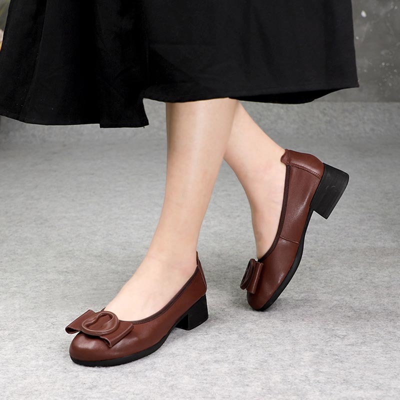 Low-cut Authentic Leather Women's Mid Heel Slip-on Round Head Pumps - Image 3