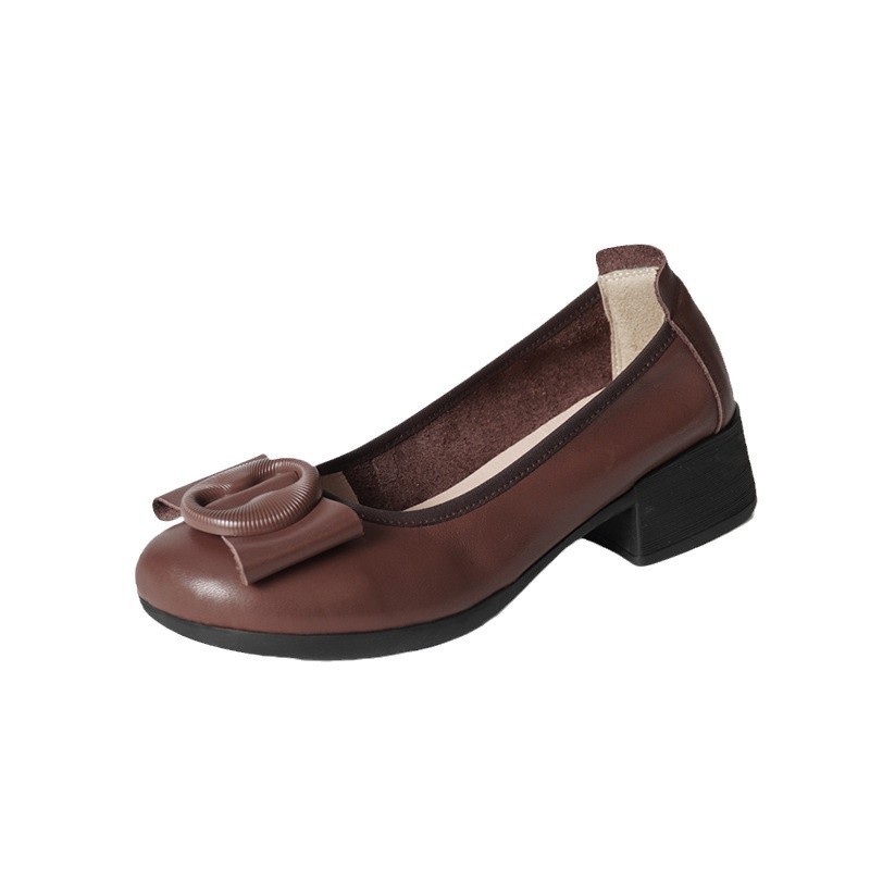 Low-cut Authentic Leather Women's Mid Heel Slip-on Round Head Pumps - Image 5