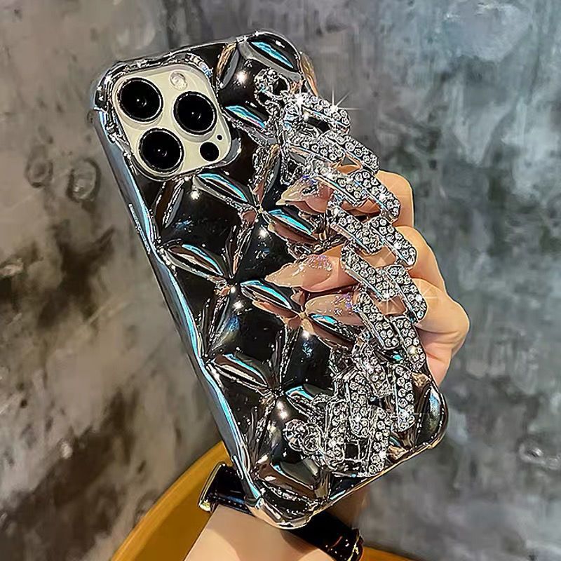 Luxury Diamond Bracelet Phone Case - Image 4