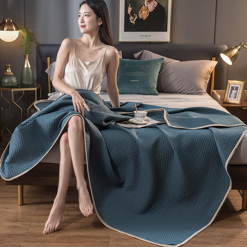 Single And Double Ice Silk Summer Quilt Washable Thin Quilt - Image 9