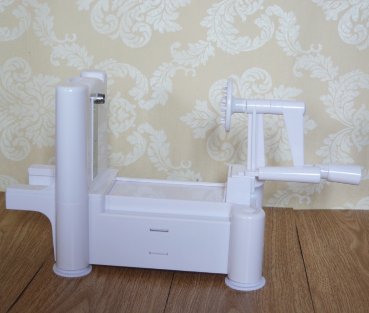 Multi-function Hand-rotating Push-type Vegetable Cutter Shredder Potato Cutter - Image 4