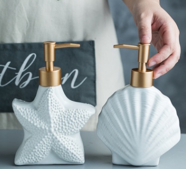 Starfish Shell Shape Ceramic Liquid Soap Dispenser Bathroom Sub-bottling Shower Gel Bottle Hand Sanitizer Container - Image 2