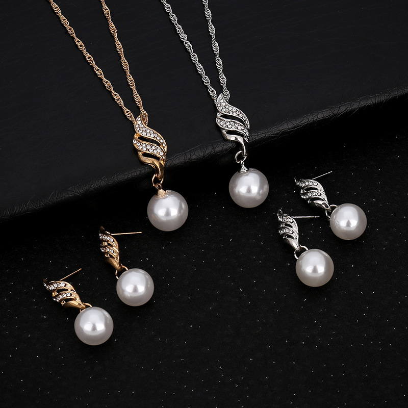Europe and the United States eBay explosion models accessories wholesale bride accessories Pearl Diamond Necklace Set Earrings wavy lines - Image 3