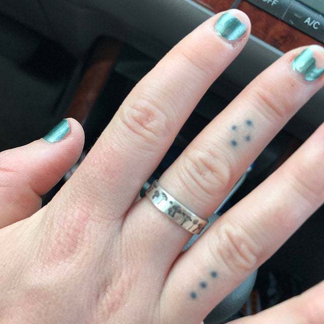 Vintage Fashion Simple Personality Women's Ring - Image 4