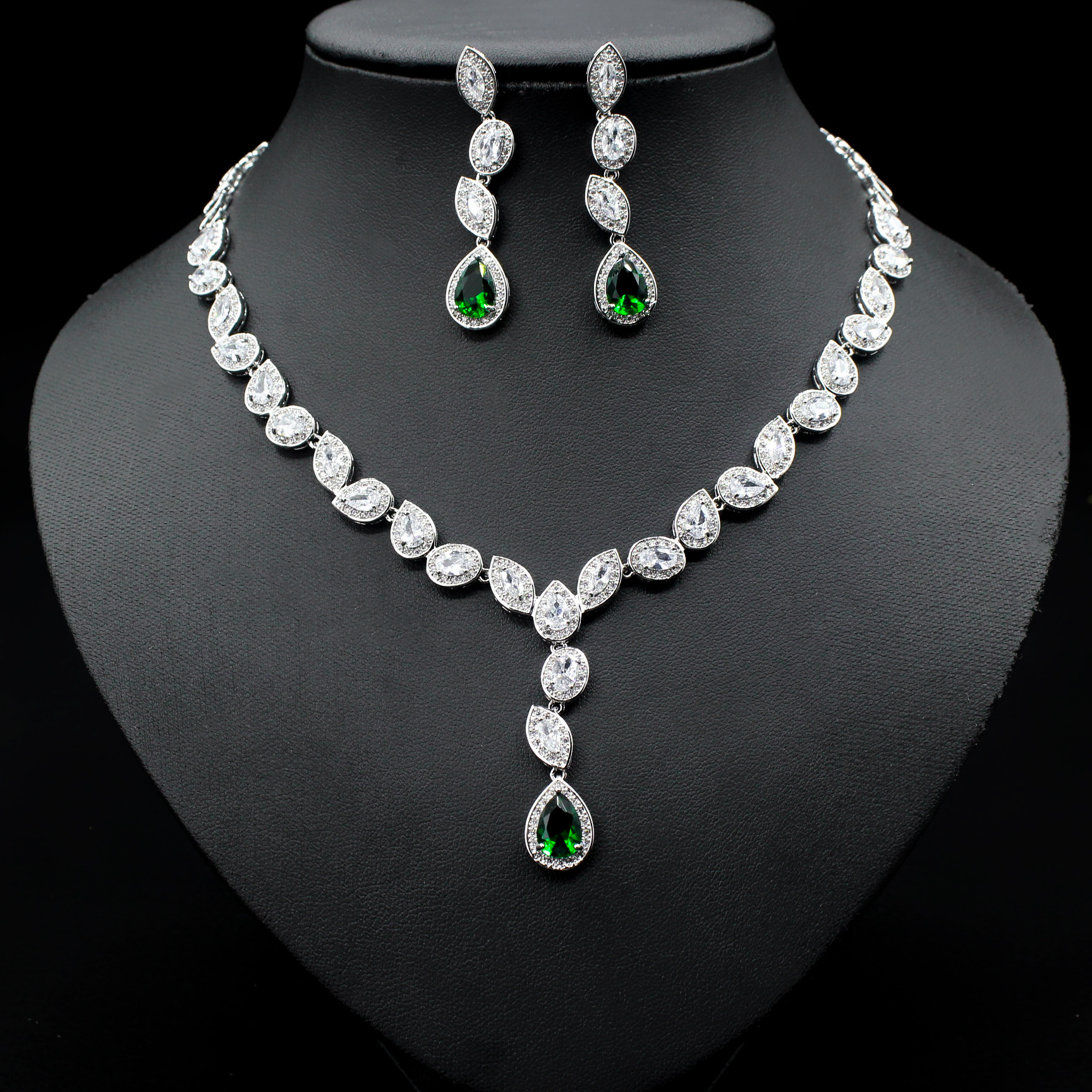Colorful Zircon Necklace Earrings Clavicle Chain Female Noble Luxury Wedding Dress Three-piece Set - Image 2