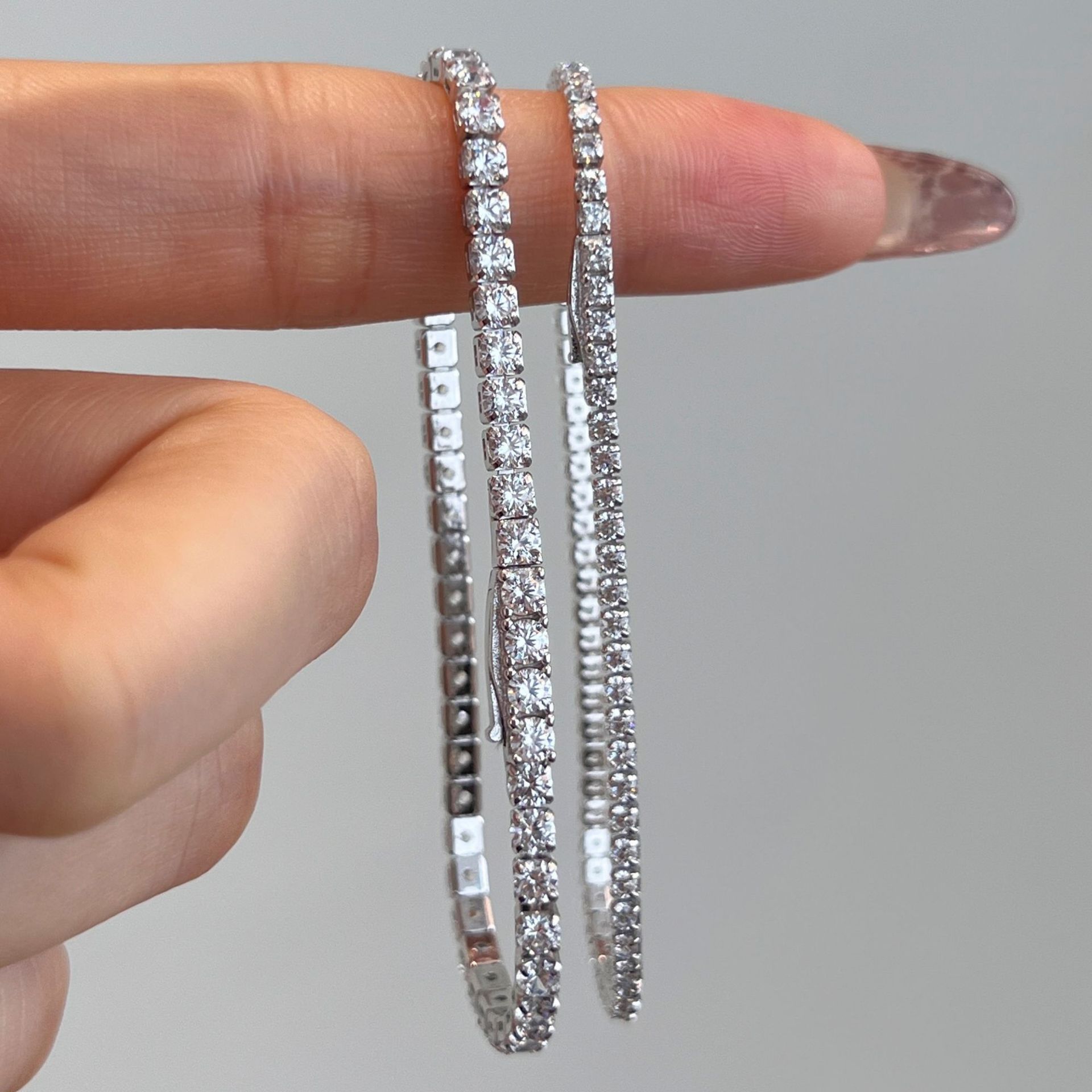 Women's Sterling Silver Diamond Bracelet Inlaid With Zircon - Image 2