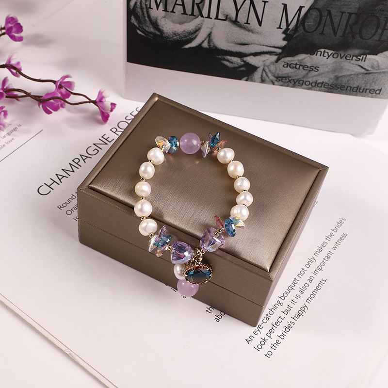 Fashion Crystal Pendant Women's Bracelet - Image 2