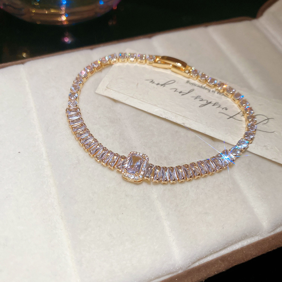 Dopamine Zircon Geometric Clasp Bracelet Delicate Bracelet