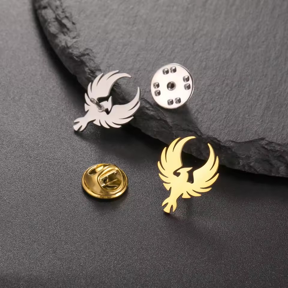 Fashion Stainless Steel Animal Pattern Shape Brooch - Image 3