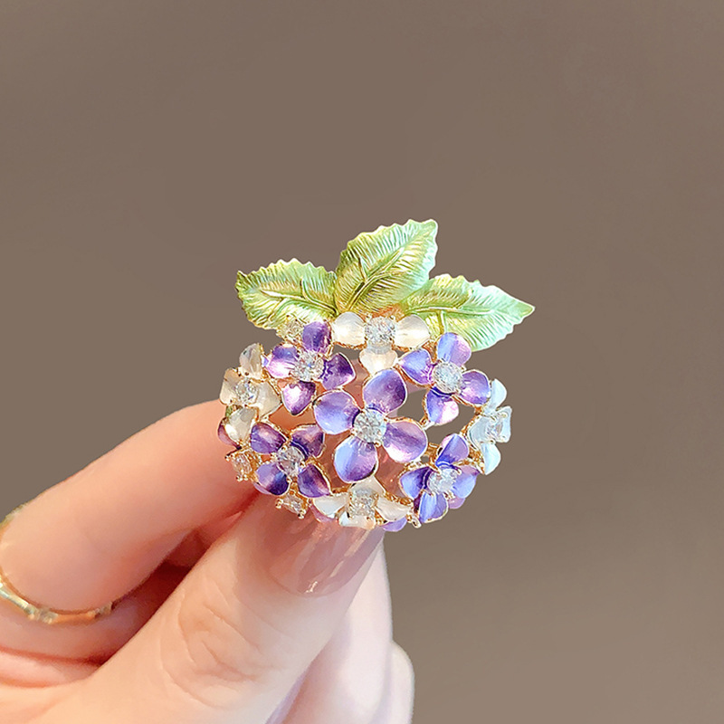 Fashion Purple Hydrangea Brooch Female High Sense - Image 6