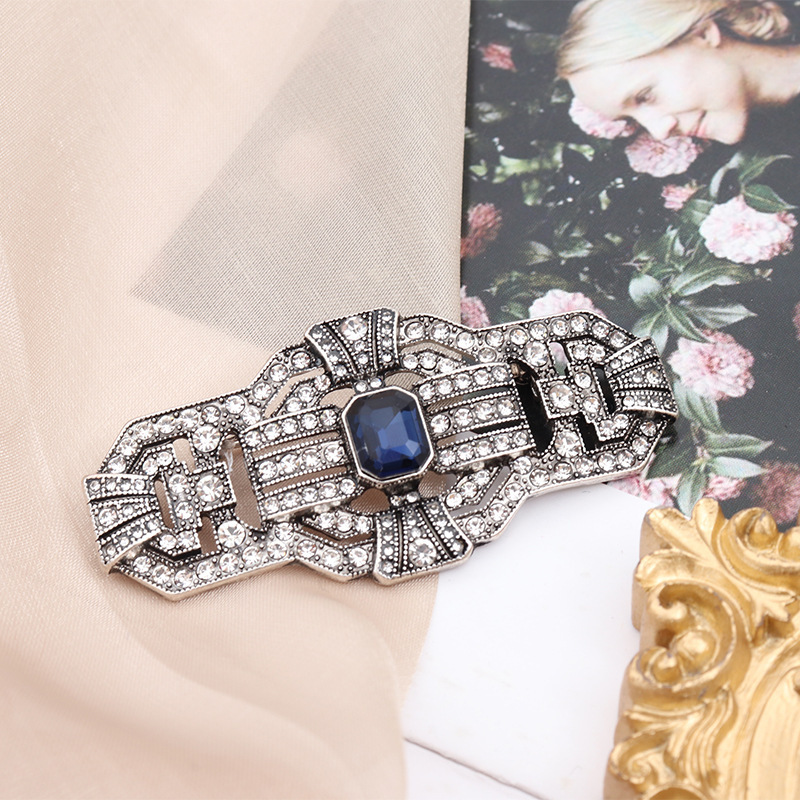 Vintage Silver Diamond Brooch Silver Bright Diamond Classical Jewelry - Image 3