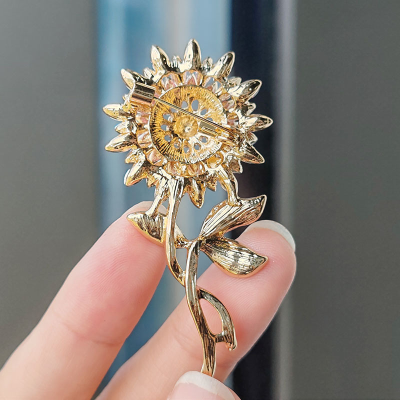 Sunflower Brooch Three-dimensional Exquisite Sunflower Safety Pin - Image 4