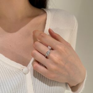 Silver S925 White Heart Shape Heart-shaped Double Main Stone Ring