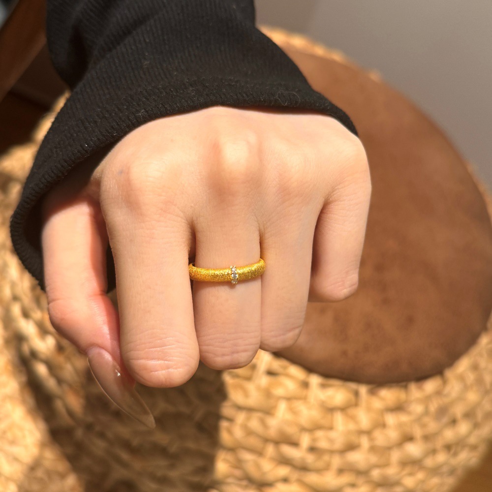 Sterling Silver Ring Women's Fashion Brushed Craft Micro Inlaid Zircon Ring - Image 2