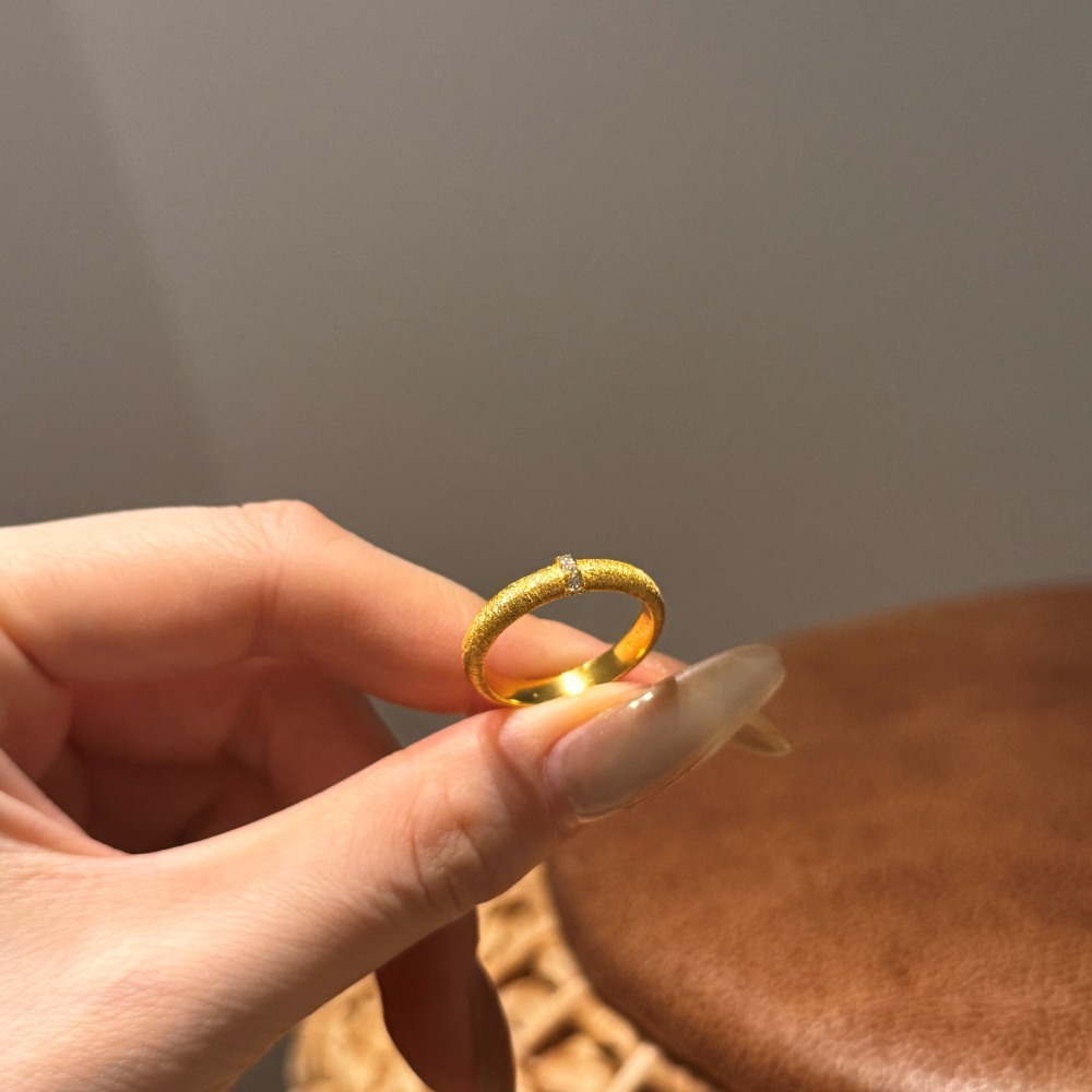 Sterling Silver Ring Women's Fashion Brushed Craft Micro Inlaid Zircon Ring - Image 3