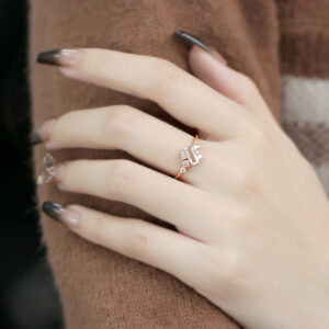 New White Crystal Blingbling Women's Ring