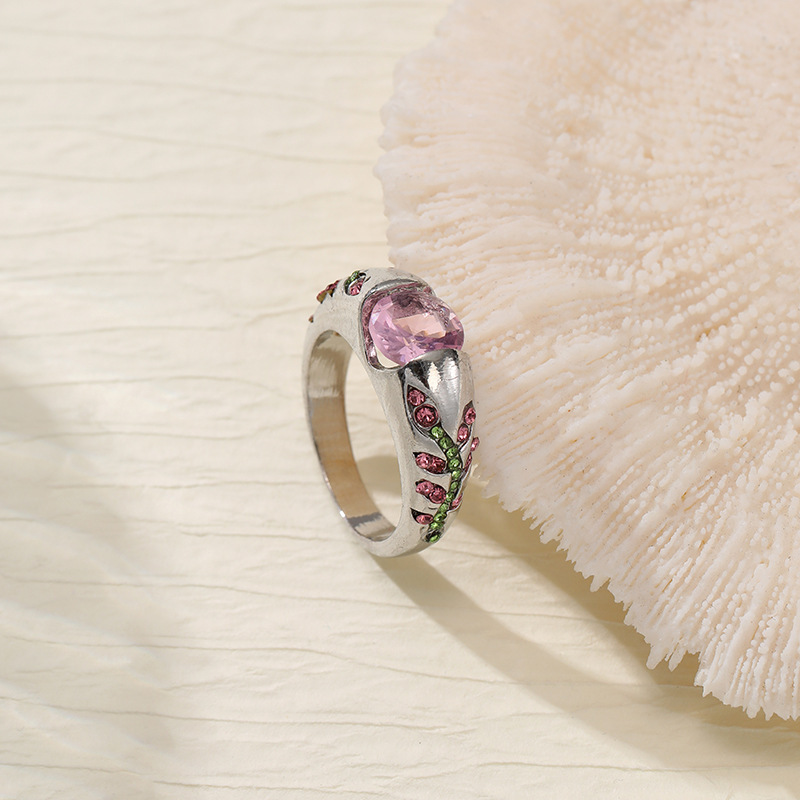 Leaf Style Zirconium Inlaid Ring, Simple And Stylish - Image 2