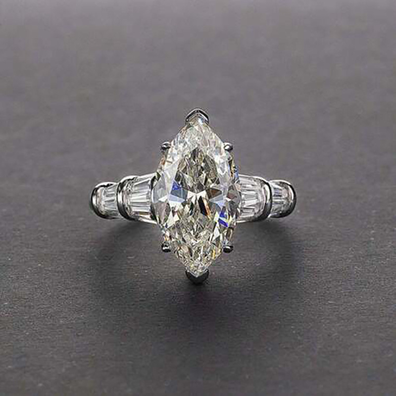 Banquet Inlaid Marquise Zircon Ring