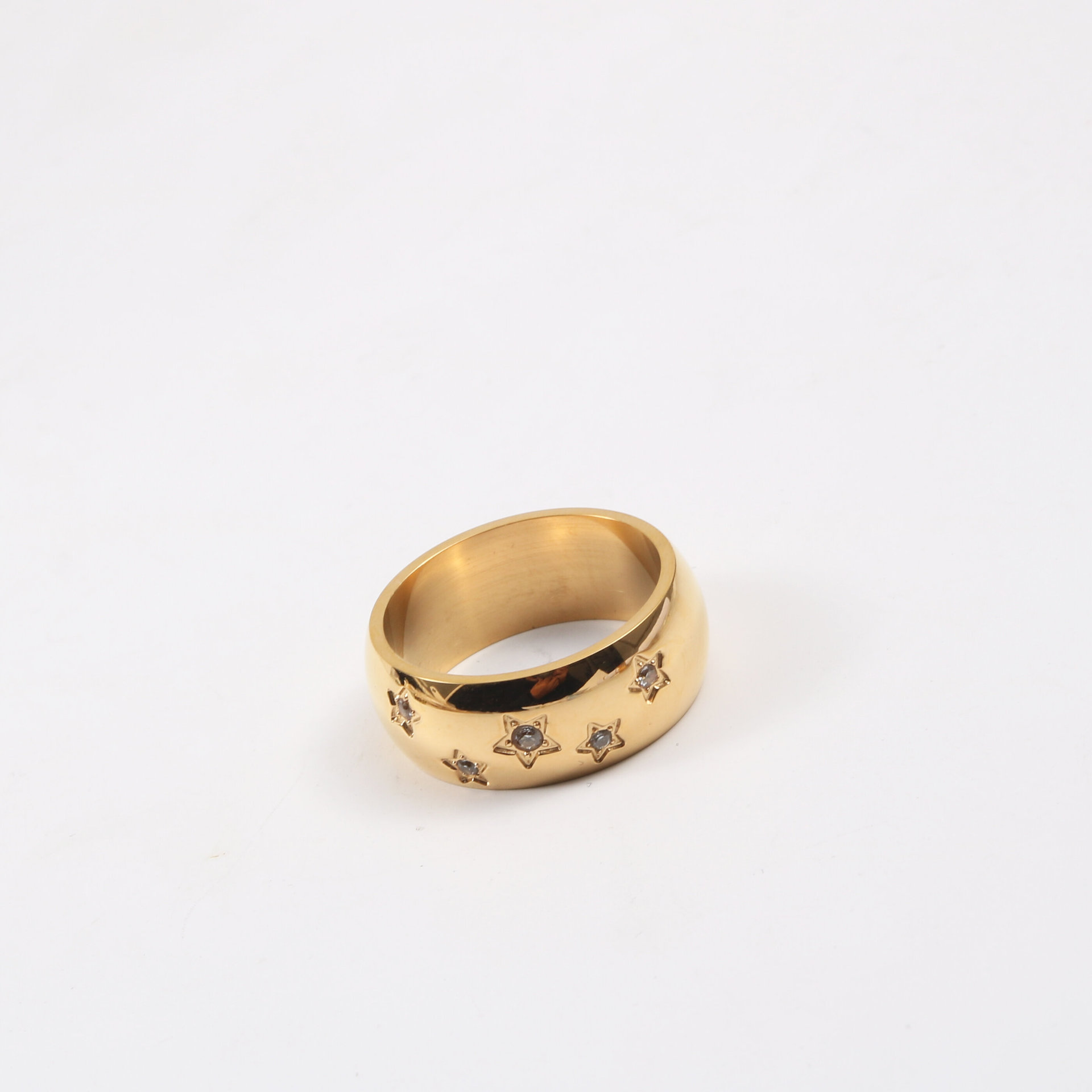 Star Zircon Inlaid Titanium Steel Electroplated 18K Gold Ring - Image 4