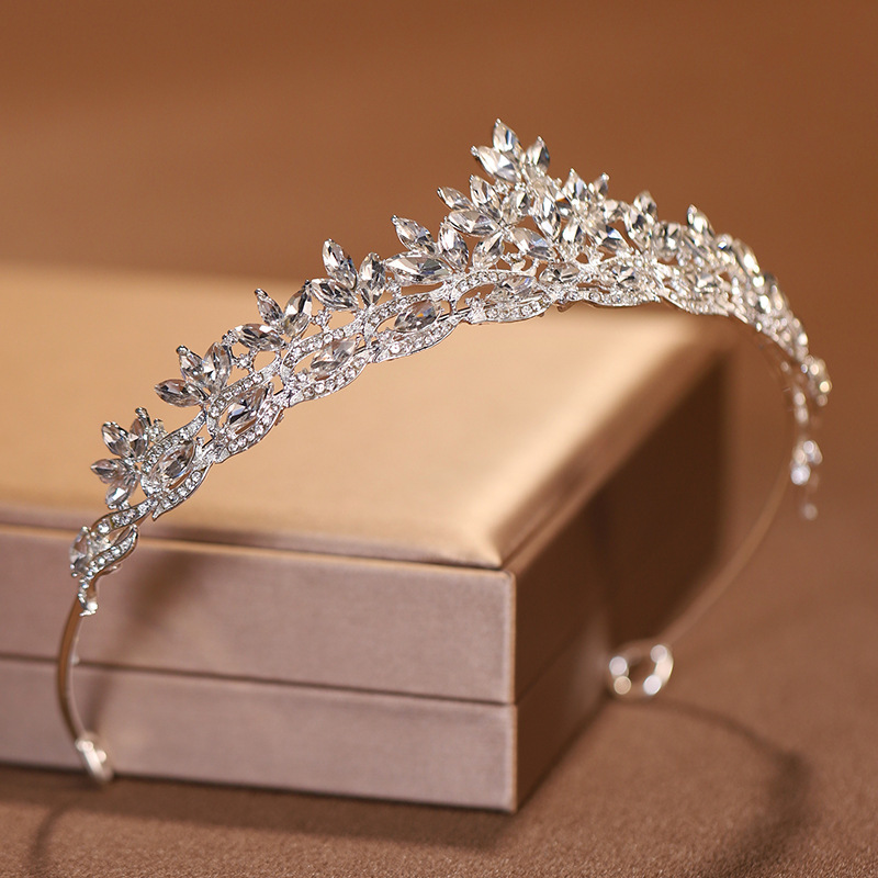 Retro Simple Elegant Crown Bridal Headdress Queen Crown Wedding Hair Accessories - Image 2