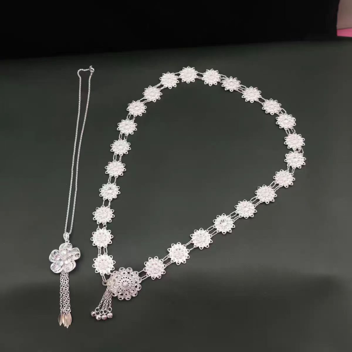 Necklace Waist Chain Vintage Alloy Hollow Flower Accessories Golden Waist Chain - Image 5