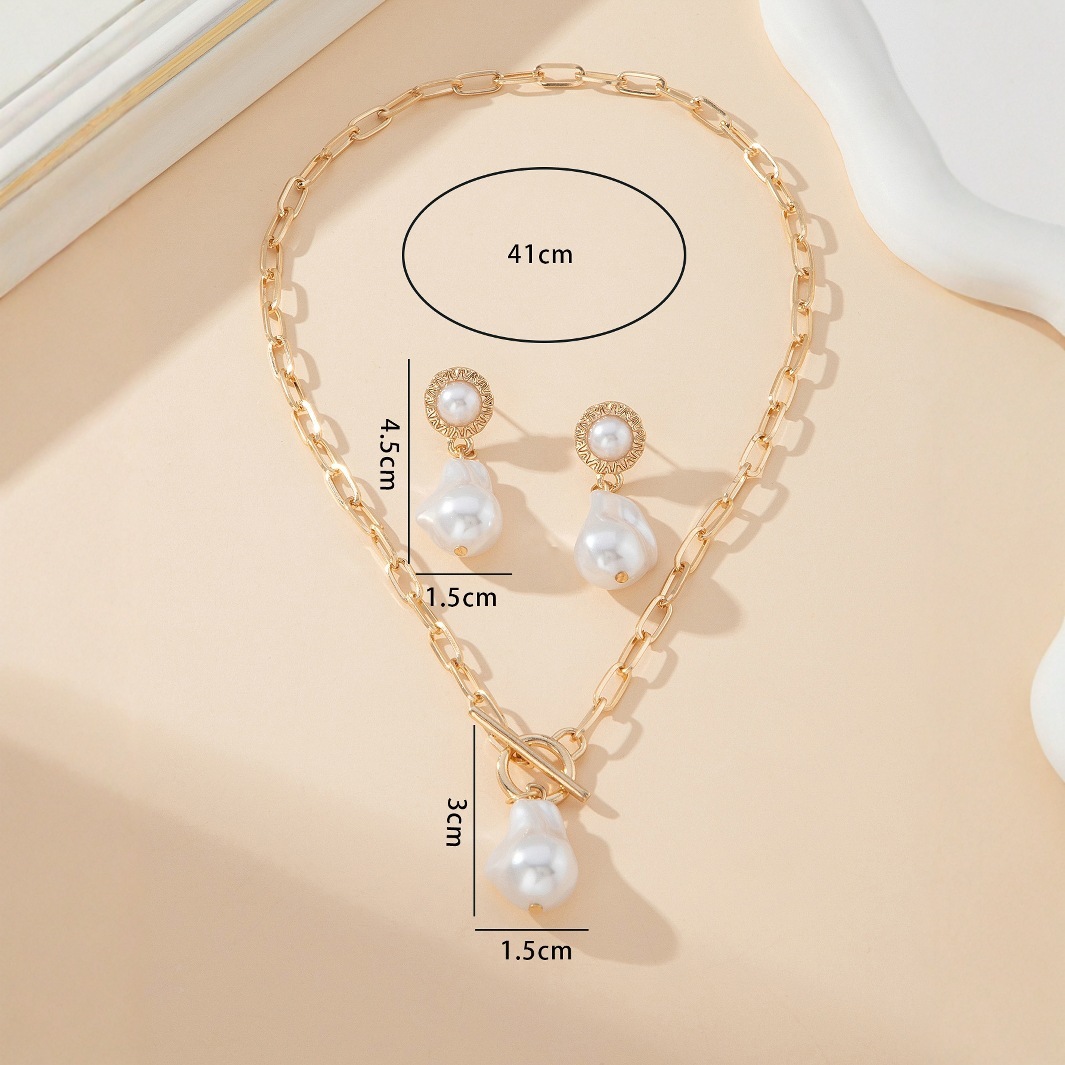 Retro Baroque Pearl Pendant Necklace Ear Stud 2-piece Set - Image 2
