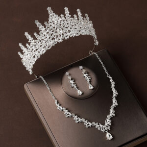 Retro Atmospheric Rhinestone Birthday Crown Hair Accessories Three-piece Suit