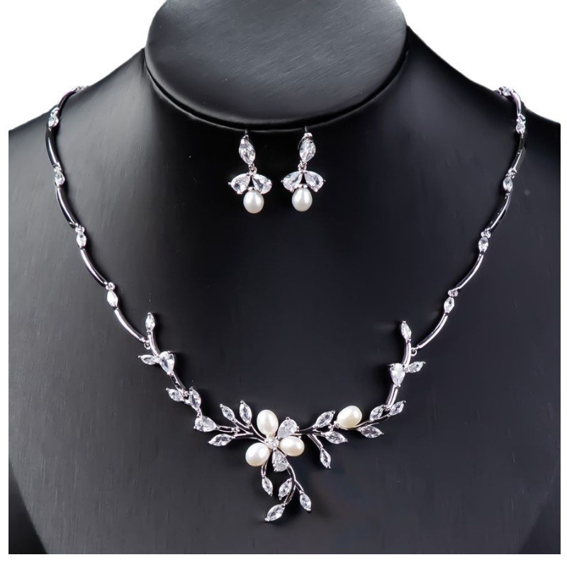 Sweet Pearl Zircon Ear Stud Necklace Jewelry Suit - Image 5