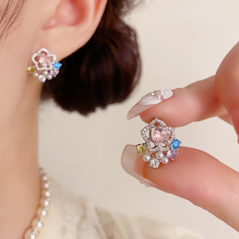 Full Diamond Silver Petal Stud Earrings