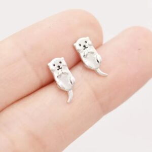 Simple And Compact Three-dimensional Earrings For Women